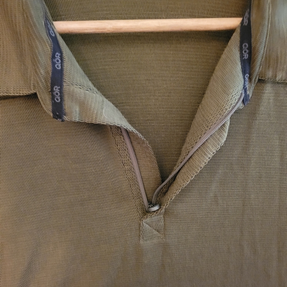 Mens QOR Olive Green Wool Blend Polo Shirt. Size XL